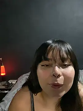 Snapshot of Solo_yoss chatting on February 13, 2025, 5:16 am Solo yoss online show from February 13, 2025, 5:16 am