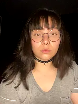 Snapshot of Solo_yoss chatting on September 24, 2025, 6:06 am Solo yoss online show from September 24, 2025, 6:06 am