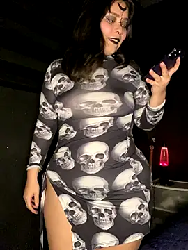 Snapshot of Solo_yoss chatting on October 25, 2025, 6:43 am Solo yoss online show from October 25, 2025, 6:43 am