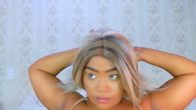 TianahGlow online show from September 24, 2025, 8:12 pm