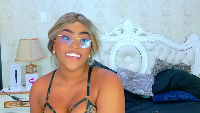 TianahGlow online show from October 14, 2025, 8:31 pm