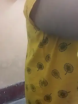 Snapshot of Lizza_boudi chatting on March 22, 2025, 9:34 am Lizza boudi online show from March 22, 2025, 9:34 am