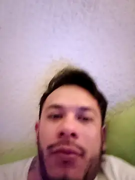 wAlewaxa online show from March 18, 2026, 1:53 am