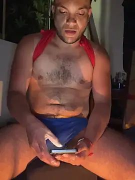 Snapshot of Brunohorny@xh chatting on May 28, 2026, 8:33 am Brunohornyxh online show from May 28, 2026, 8:33 am