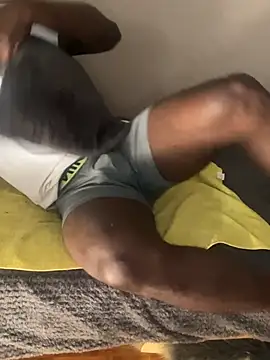 Snapshot of Budibudi5 chatting on March 3, 2025, 8:00 pm Budibudi5 online show from March 3, 2025, 8:00 pm