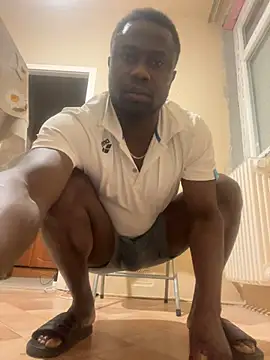 Snapshot of Budibudi5 chatting on March 5, 2025, 7:27 pm Budibudi5 online show from March 5, 2025, 7:27 pm