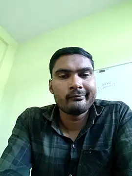 Snapshot of ccuteboyyyy chatting on November 6, 2025, 6:25 am ccuteboyyyy online show from November 6, 2025, 6:25 am