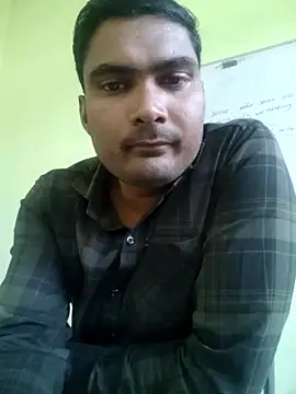 Snapshot of ccuteboyyyy chatting on November 20, 2025, 6:13 am ccuteboyyyy online show from November 20, 2025, 6:13 am