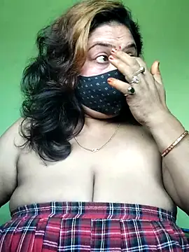 rani130 online show from December 5, 2025, 2:09 am