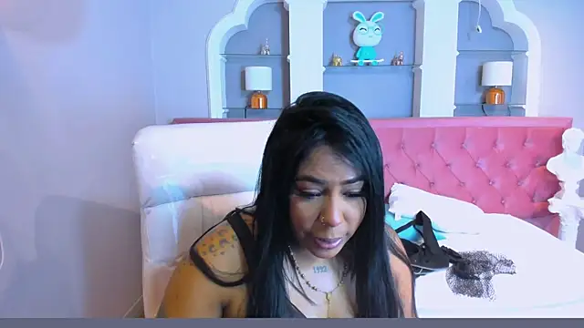 Snapshot of emma_purple_ chatting on February 10, 2025, 7:38 pm emma purple online show from February 10, 2025, 7:38 pm