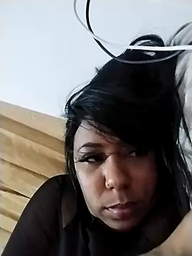 Snapshot of emma_purple_ chatting on March 23, 2025, 8:48 am emma purple online show from March 23, 2025, 8:48 am