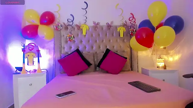 Snapshot of CandieGilson__ chatting on June 14, 2026, 1:02 pm CandieGilson online show from June 14, 2026, 1:02 pm