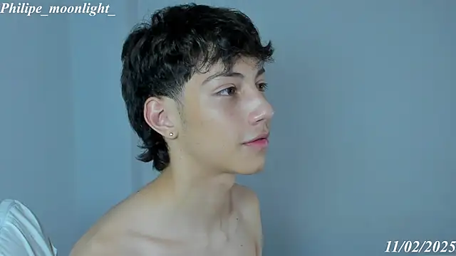 Snapshot of philipe_moonlight_ chatting on February 11, 2025, 6:51 am philipe moonlight online show from February 11, 2025, 6:51 am