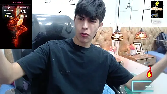 Estiv18  online show from March 4, 2025, 2:49 am