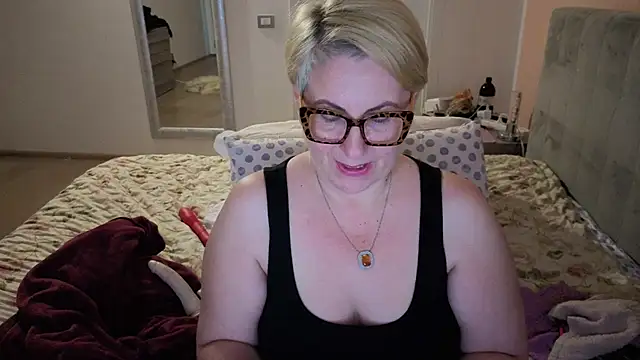 Pumabionda online show from December 1, 2025, 10:20 am