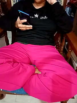 Snapshot of Mannat-222 chatting on November 20, 2025, 6:18 pm Mannat-222 online show from November 20, 2025, 6:18 pm