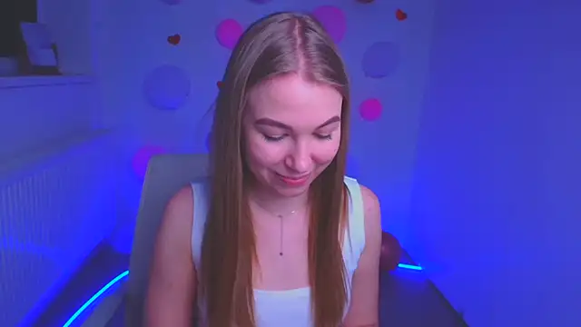 Snapshot of Dana_flowers chatting on March 3, 2025, 3:09 pm Dana flowers online show from March 3, 2025, 3:09 pm