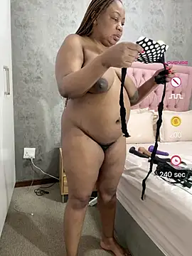 VixenRoyaleX online show from June 2, 2026, 2:02 am