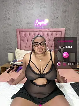 VixenRoyaleX online show from July 9, 2026, 2:04 am