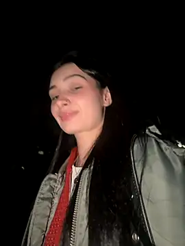 Snapshot of lunalovelee chatting on September 30, 2025, 1:27 pm lunalovelee online show from September 30, 2025, 1:27 pm