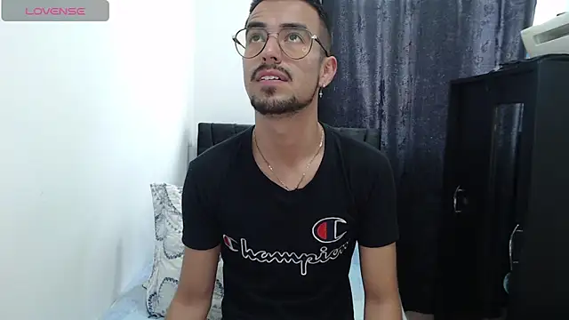 Demian val online show from March 5, 2025, 4:24 pm