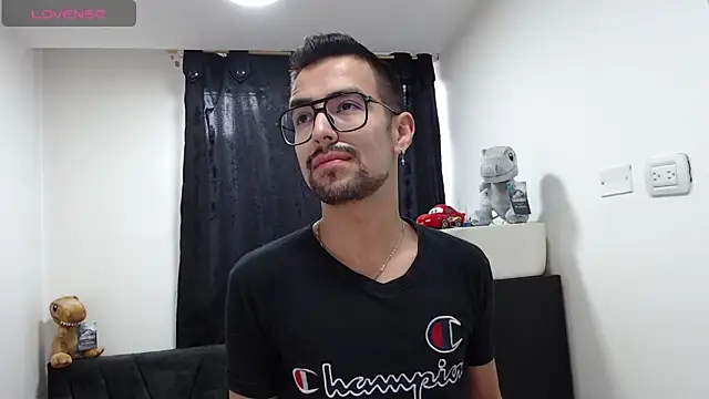 Demian val online show from February 10, 2026, 11:58 am