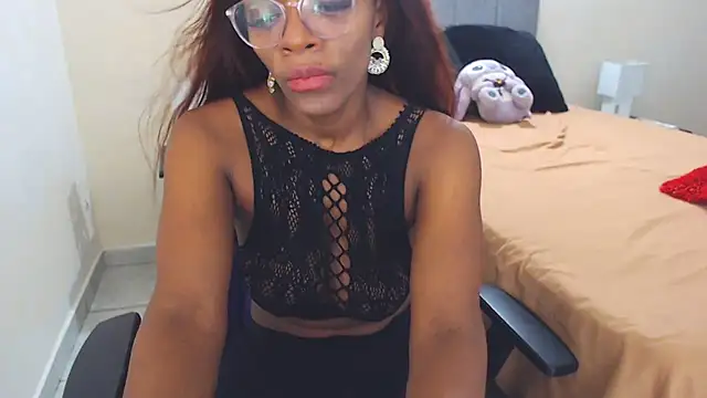 Snapshot of Keyra_Dainty chatting on July 15, 2026, 10:42 am Keyra Dainty online show from July 15, 2026, 10:42 am