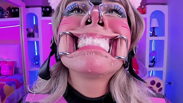 miss   megan online show from May 8, 2026, 9:53 pm