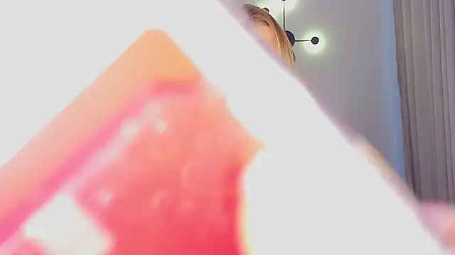 Snapshot of Caroline__Brown chatting on September 10, 2025, 2:00 am Caroline Brown online show from September 10, 2025, 2:00 am