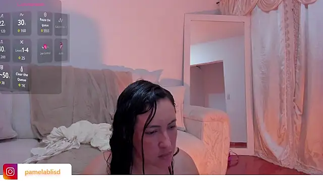 Snapshot of PamelaBliss chatting on May 20, 2026, 9:37 am PamelaBliss online show from May 20, 2026, 9:37 am