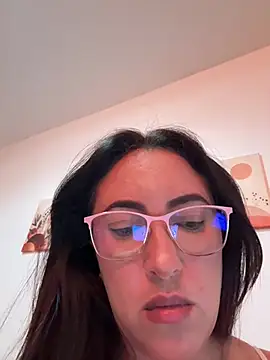 Snapshot of PamelaBliss chatting on August 1, 2026, 12:59 pm PamelaBliss online show from August 1, 2026, 12:59 pm