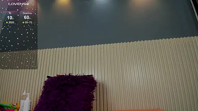 Snapshot of Aida-nicolle chatting on February 18, 2025, 10:16 am Aida-nicolle online show from February 18, 2025, 10:16 am