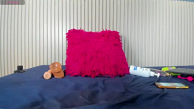 Snapshot of Aida-nicolle chatting on March 15, 2025, 3:59 pm Aida-nicolle online show from March 15, 2025, 3:59 pm