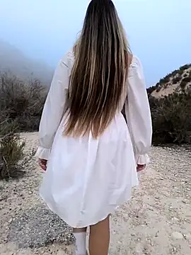 Mona Plus online show from September 17, 2025, 6:04 am