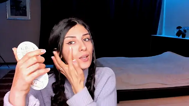 Snapshot of ZaraGranger chatting on February 22, 2025, 7:01 am ZaraGranger online show from February 22, 2025, 7:01 am