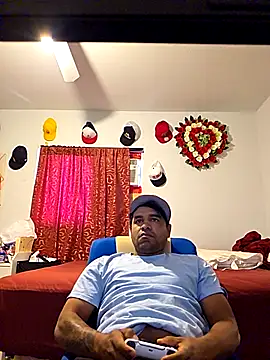 guajiro276565 online show from May 1, 2026, 8:57 pm