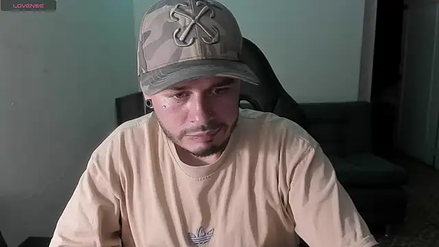 Snapshot of ragnar_lothbrok777 chatting on September 23, 2025, 11:19 pm ragnar lothbrok777 online show from September 23, 2025, 11:19 pm