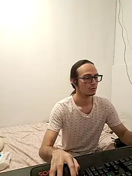 cholitohermoso online show from November 9, 2025, 12:53 am