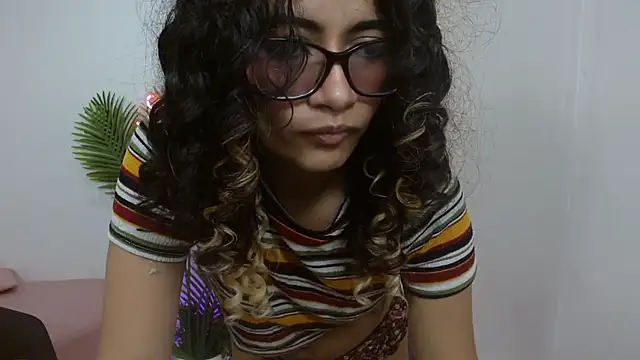 kristen tay online show from February 24, 2025, 6:49 am