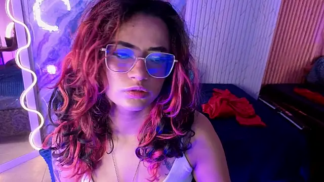 kristen tay online show from April 28, 2026, 2:49 am