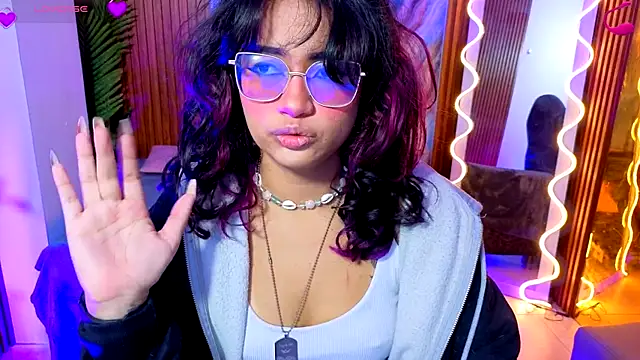 kristen tay online show from August 2, 2026, 2:54 am