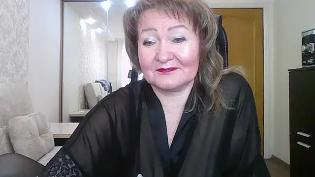 Snapshot of Victoria_secrets_ chatting on February 15, 2025, 8:54 am Victoria secrets online show from February 15, 2025, 8:54 am