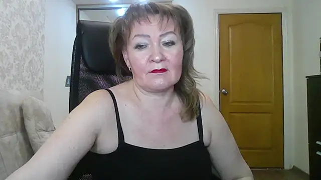 Snapshot of Victoria_secrets_ chatting on February 19, 2025, 5:38 pm Victoria secrets online show from February 19, 2025, 5:38 pm