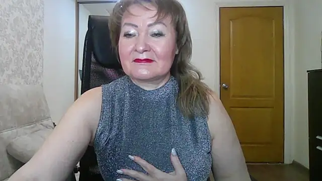 Snapshot of Victoria_secrets_ chatting on February 28, 2025, 2:20 pm Victoria secrets online show from February 28, 2025, 2:20 pm