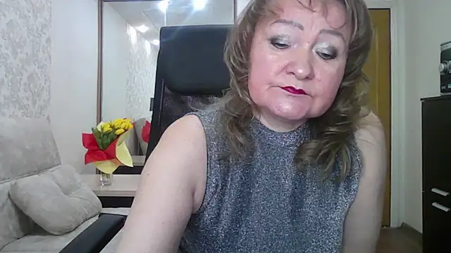 Snapshot of Victoria_secrets_ chatting on March 20, 2025, 2:53 pm Victoria secrets online show from March 20, 2025, 2:53 pm