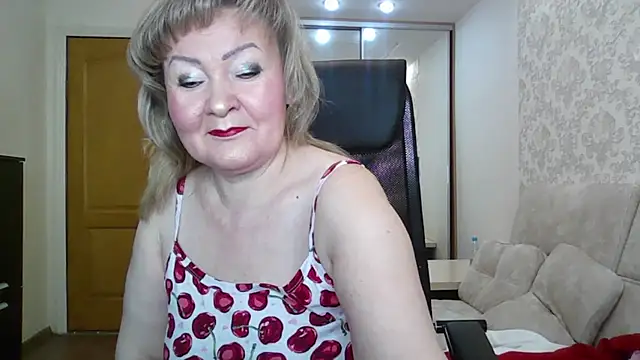 Snapshot of Victoria_secrets_ chatting on April 1, 2026, 4:35 am Victoria secrets online show from April 1, 2026, 4:35 am