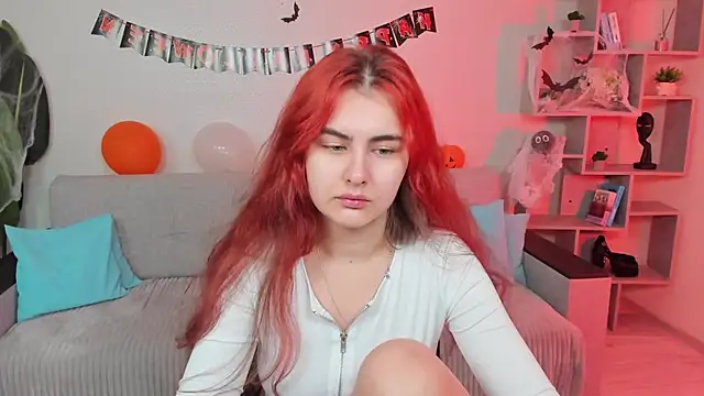 GabriellaMays online show from October 25, 2025, 5:15 am