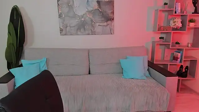 GabriellaMays online show from February 12, 2026, 5:13 am