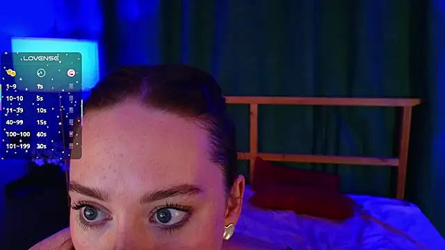 StacyWatts online show from October 7, 2025, 8:39 pm