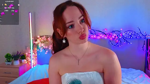 StacyWatts online show from December 15, 2025, 8:46 pm